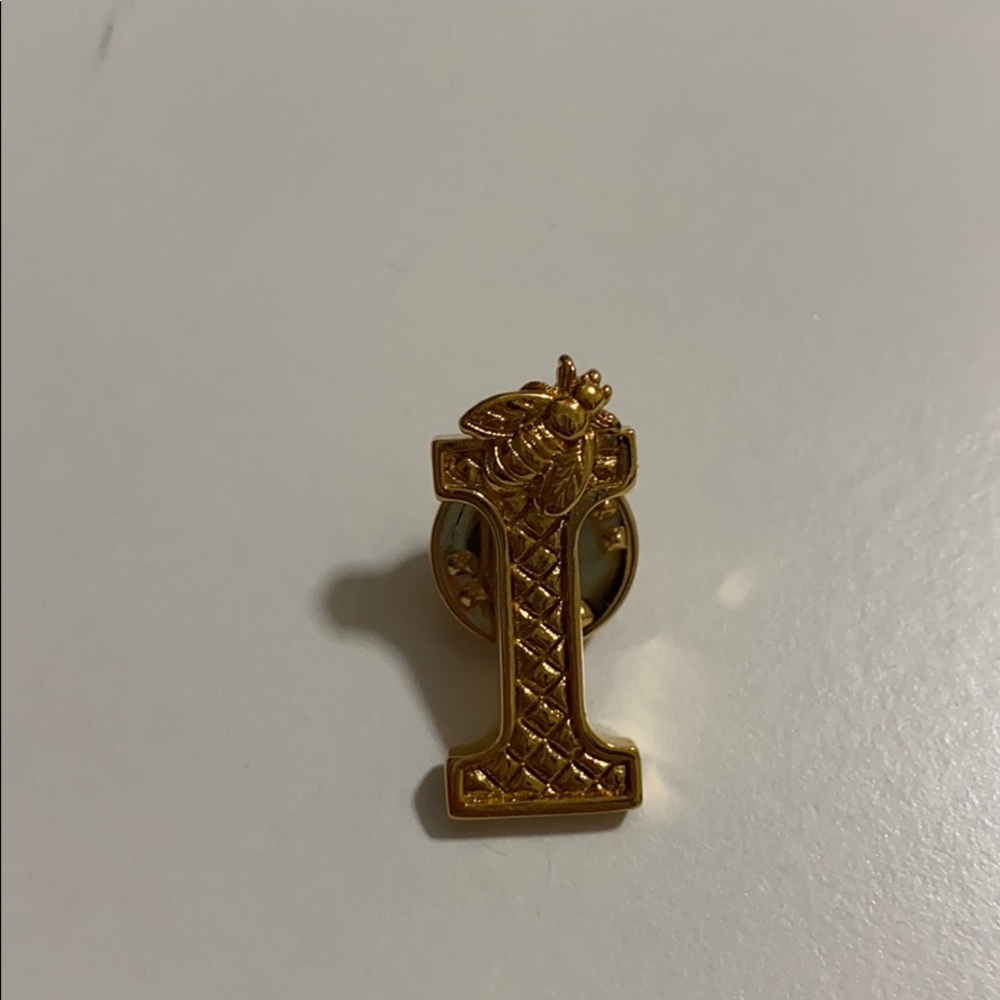 Vintage Dior gold tone brooch
